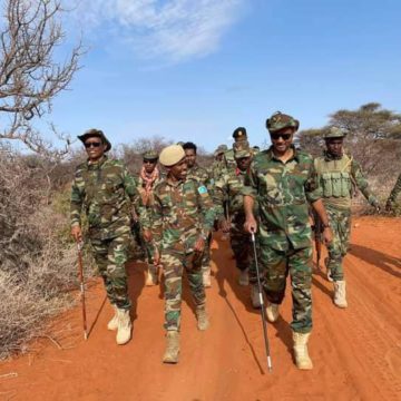 Wasiirka Gaashaandhigga Soomaaliya oo ballan qaaday in la ciribtiraayo Al-Shabaab