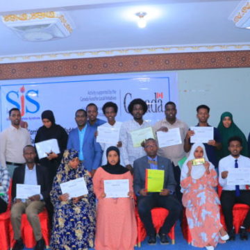 Amid growing risks, Somali journalists receive safety training funded by Canada