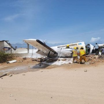 Diyaarad ku burburtay Garoonka Aadan Cadde ee Muqdisho