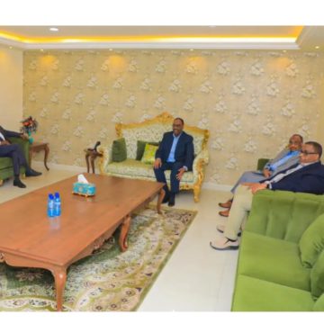 DENI , Faroole , Omar Abdirashiid & xubno kale  oo go’ aan adag ka qaatay Xasan Sheekh