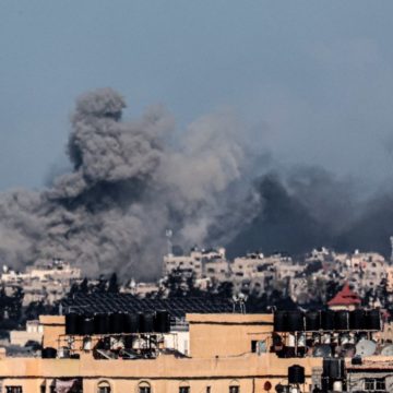 GAZA : Duqeymo hor leh oo ka dhacay & xaaladda oo  ka sii xumaanaysa.