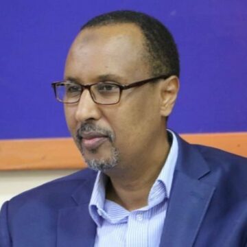 Ali H. Warsame Dekadaha Soomaaliya oo xirmi doona haddii ay sii socdan talaabooyinkan.