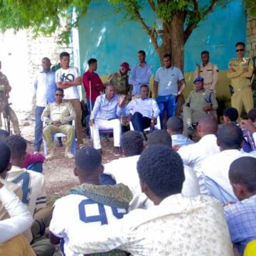 Dhalinyaro farabadan oo lagu xiray Magaalada Baydhabo