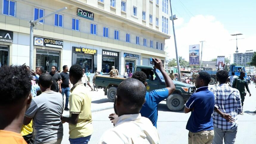 Mogadishu Traders Shut Shops and Stage Anti-Tax Protests