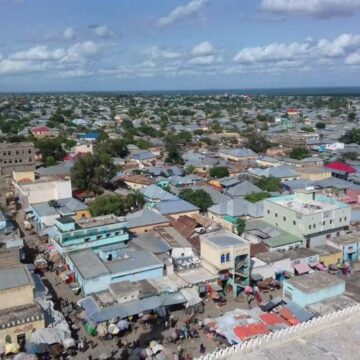 Xildhibaano gaaray Baydhabo si ay wada tashiyo muhiim ah uga yeeshaan arrimaha siyaasadda iyo amniga.