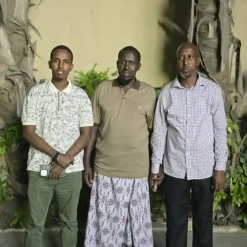 Warbaahinta dowladda nin ay ku sheegtay in uu ahaa horjooge katirsan Alshabaab oo lasii daayay.