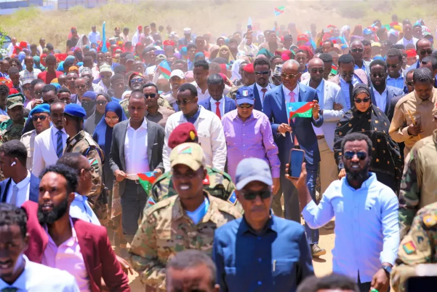 Madaxweyne Laftagareen oo maanta si weyn loogu soo dhaweeyay magaalada Beydhabo.