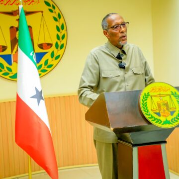 Madaxweyne Muuse Biixi oo sheegay in uu aqbalay natiijadii hordhaca ee kasoo baxday doorashada.