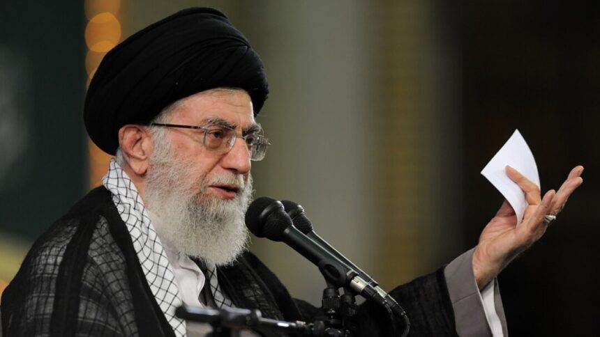 Ayatollah Cali Khamenei oo hanjabaad culus udiray Mareykanka iyo Isra’iil