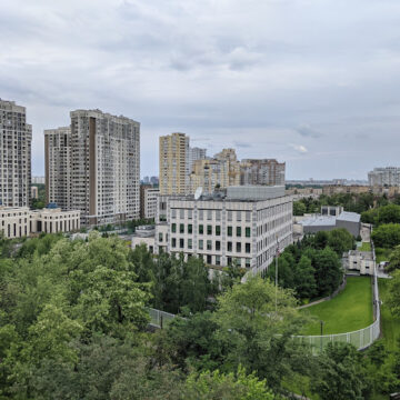 Safaaradda Mareykanka ee Kyiv oo loo xiray weerar dhanka cirka ah oo laga cabsi qabo.