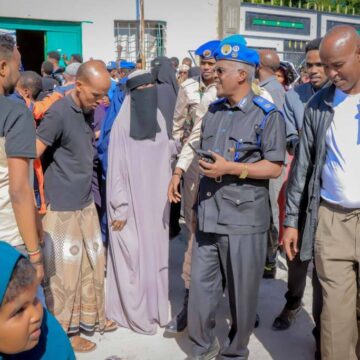 Amaanka Oo Aad Loo Adkeeyay Iyo Codbixiyeyaashii Ugu Tirada Badnaa Ee Somaliland Ka Soo Baxay Xili Ay Codkooda Siiyeen Musharaxiinta Madaxtinimada.