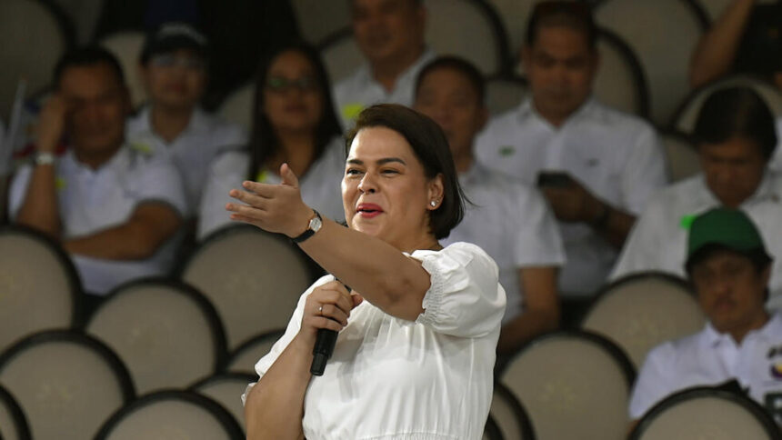 Madaxweynaha dalka Filibiin Ferdinand Marcos Jr oo dil ugu hanjabtay kuxigeenkiisa Sara Duterte.