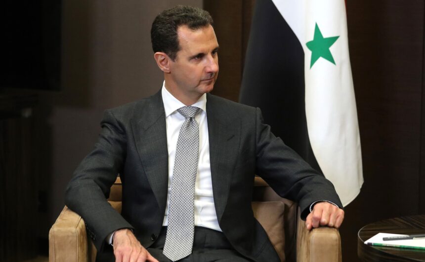 Bashaar Al-assad oo khiyaanay lataliyeyaashiisa ammniga militariga, sirdoonka iyo howlwadeennada xafiiskiisa