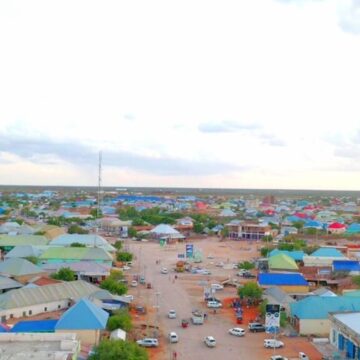 Dhuusomareeb waxaa ka furmaya wada hadalo nabadeed oo lagu xalinayo dagaal beeleedyada Galmudug.