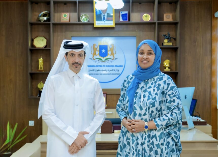 Maxey kawada hadleyn safiirka Qatar u fadhiya Soomaaliya iyo wasiirka Haweenka ?
