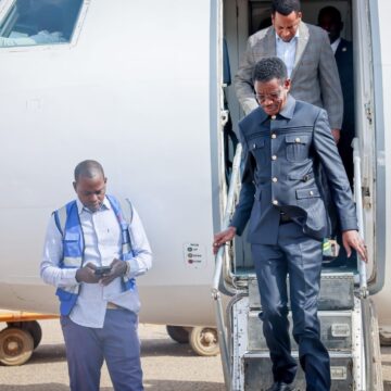 522000411_1266736842159586_7968001160669326938_n Wasiirka amniga oo socdaal maanta ku tagay magaalada Baydhabo