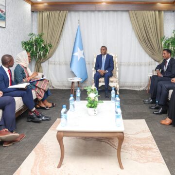 524847277_1272542701579000_2111424693786685820_n RW Xamsa oo kulan xasaasi ah la yeeshay Agaasimaha howlgallada Hay’adda IOM