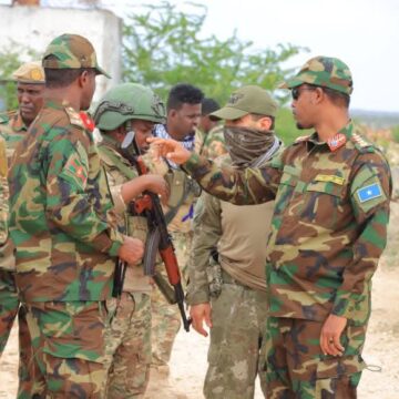 Taliyaha ciidanka dhulka oo abaabul dagaal kawada Shabeellaha Hoose