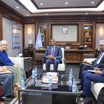 RW Xamsa oo la kulmay danjraha Midowga Yurub u fadhiya Soomaaliya