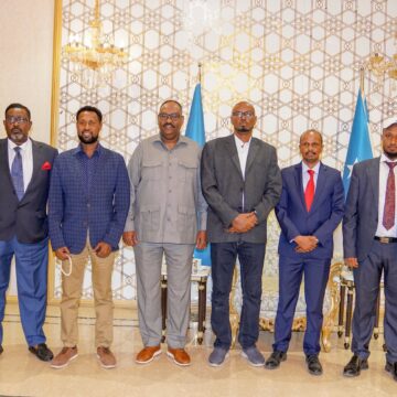 571012579_122261281322245326_2679333256895819774_n Maxay kawada hadleyn Madaxweyne Deni iyo Isimada gobolka Mudug?