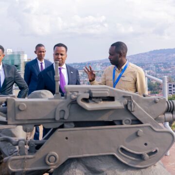 571208791_1244226187745825_8754201867940003779_n Wasiirka arrimaha dibadda ee XFS oo booqday xarunta xasuusta Kigali ee …