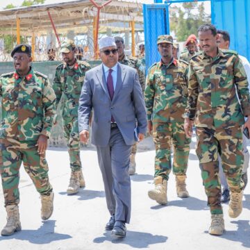 Maxey tahay ujeedka uu wasiirka Gaashaandhigga u booqday xarunta Taakuleynta ciidanka xoogga ?