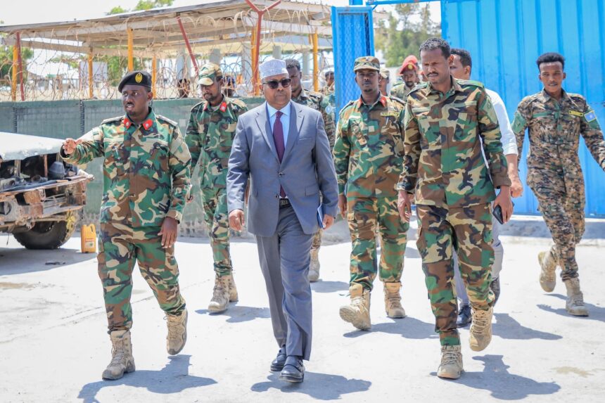 Maxey tahay ujeedka uu wasiirka Gaashaandhigga u booqday xarunta Taakuleynta ciidanka xoogga ?