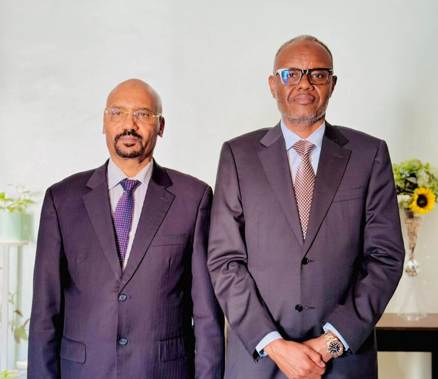 FB_IMG_1760537824277 Maxey kawada hadleyn Madaxweynaha maamulka Koonfur Galbeed & Safiirka Itoobiya u fadhiya Somalia ?