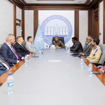 Soomaaliya iyo Ciraaq oo kawada hadlay xaalada amniga iyo dagaalka AS