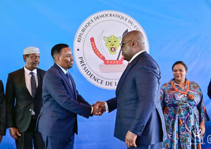 Safiirka Soomaaliya ee dalka Congo oo laga guddoomey Waraaqihiisa Aqoonsiga