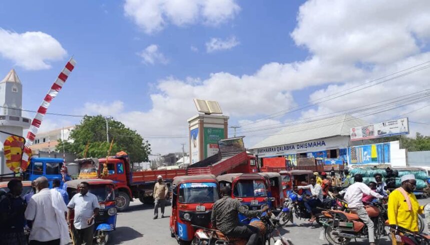 DEGDEG:Banaanbax xooggan oo ka socda Muqdisho