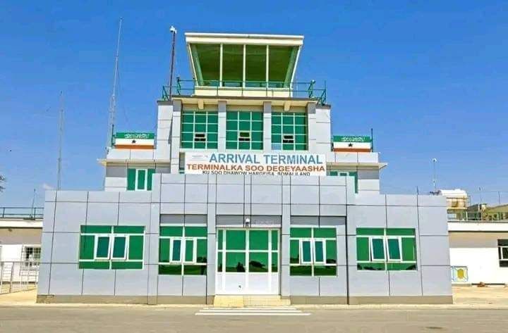 cigaal Somaliland oo soo saartay amar cusub oo la xiriira duullimaadyada