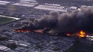 Ku dhowaad 10 qof oo ku dhintay diyaarad ku burburtay Mareykanka