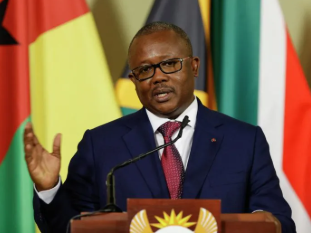 Madaxweynihii Guinea-Bissau oo u cararay Senegal