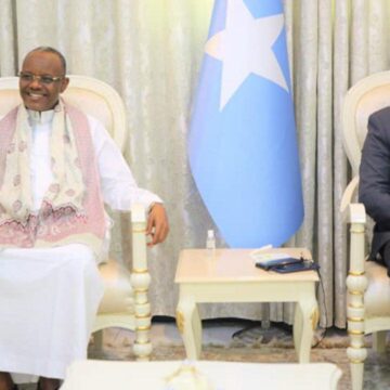 lafta gareen iyo mursal Maxey kawada hadleyn Hoggaamiye Lafta-gareen iyo Maxamed Mursal ?