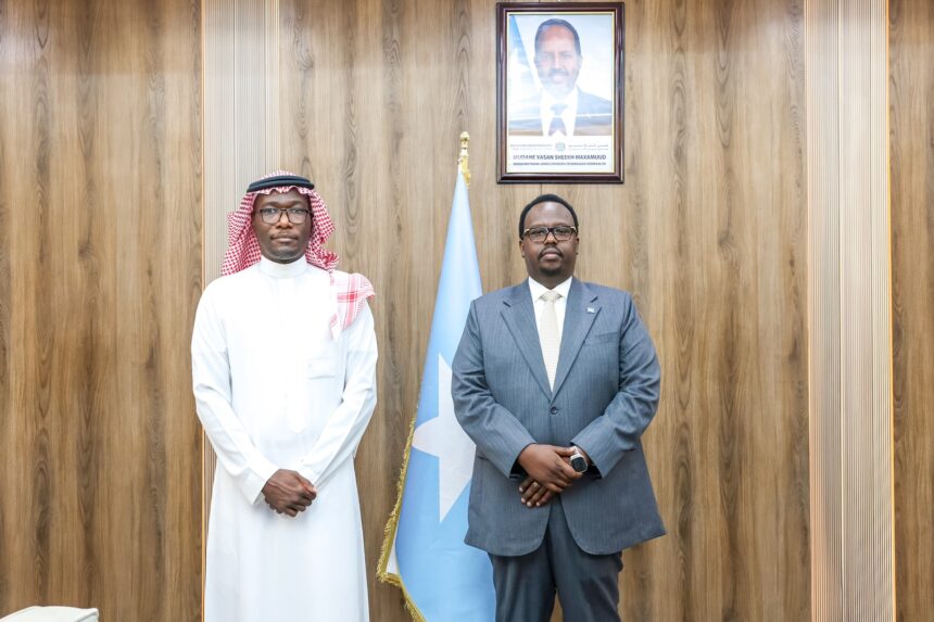 Maxey kawada hadleyn RW ku-xigeenka dalka iyo safiirka Sacuudiga ee Soomaaliya ?