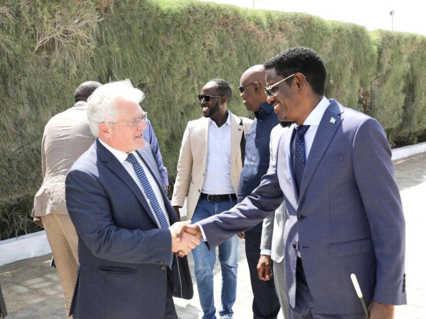 596958131_1263079145855247_7914501799842800969_n Maxey yihiin gadiidka lagu wareejiyay wasaaradda amniga gudaha ee XFS ?