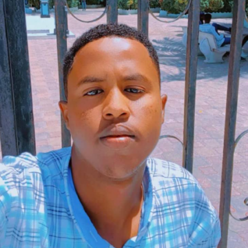 Capture Askari katirsan ciidanka dowladda oo wiil dhallinyaro ah ku dilay Muqdisho