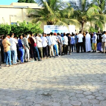 Shacabka Muqdisho oo 57 kaddib saakay u dareeray doorasho Qof iyo Cod