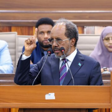 hassan sheekh Madaxweyne Xasan Sheekh oo si adag uga hadlay go’aanka lagu aqoonsaday Somaliland