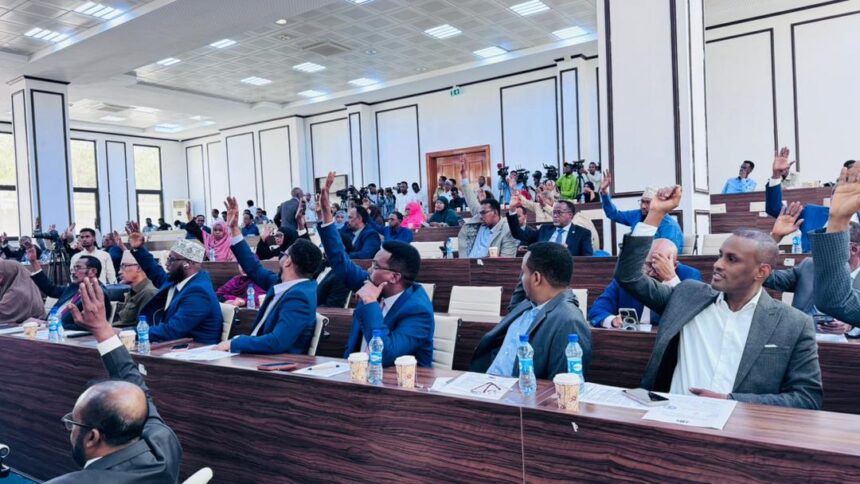 Xildhibaanada golaha shacabka oo u codeeyey Axdiga xakameynta Tubaakada