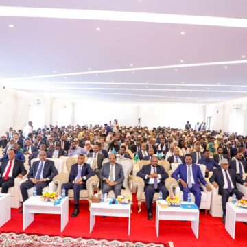 Somalia’s top leaders attend North Eastern State president’s inauguration in Las Anod.
