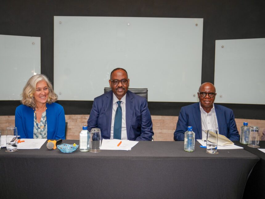 Siciid Deni oo wakiilada Beesha Caalamka kulan kula qaatay magaalada Nairobi