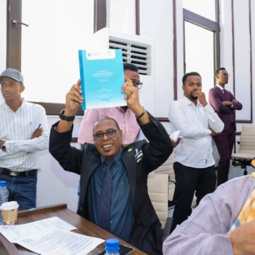 FB_IMG_1769603282543 Xildhibaanada oo loo qeybiyay wax ka badalka Dastuurka cutubyada 5 ilaa iyo 9