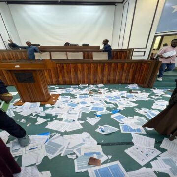 Somalia’s Federal Parliament Session Collapses Amid Whistles and Chaos
