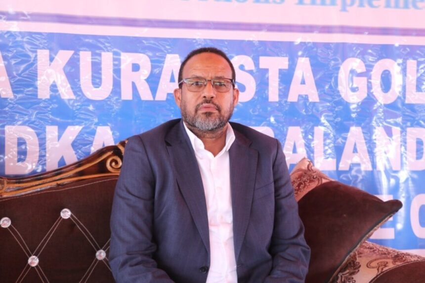 Xildhibaan katirsan golaha shacabka oo qiray walaaca mucaaradka ay ka qabaan wax-ka-badalada Dastuurka