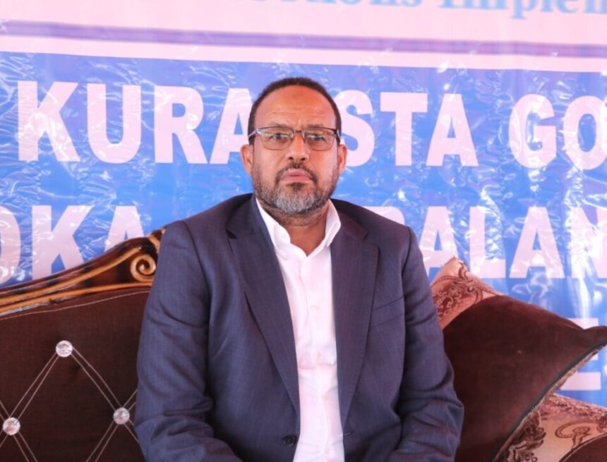 carab Xildhibaan katirsan golaha shacabka oo qiray walaaca mucaaradka ay ka qabaan wax-ka-badalada Dastuurka