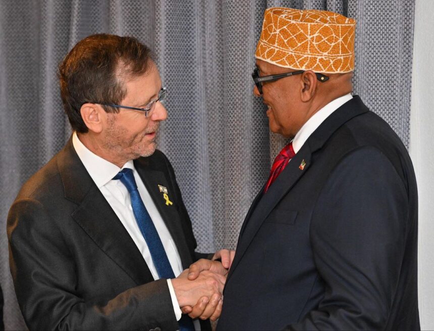 Muxuu Madaxweyne Cirro kala hadlay madaxweynaha Israa’iil ?