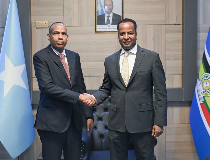 637596321_1336814068487036_9175906796599936156_n Wasiirka Arrimaha dibadda oo la Kulmay Ergeyga gaarka ah ee IGAD u Qaabilsan…