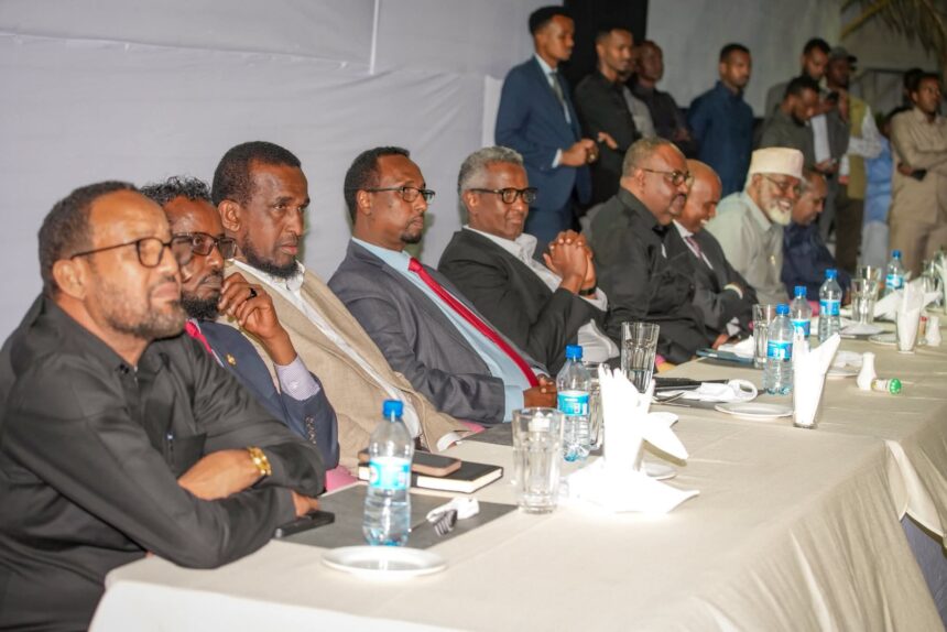 Deni iyo Axmed Madoobe oo weerar culus ku qaaday madaxweyne Xasan Sheekh